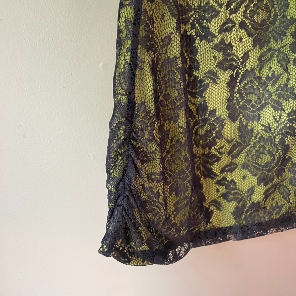 Wet Seal Neon Green Black Lace Ruched Sides Lined Y2K Goth Tank‎ Top Size Large - Picture 3 of 7